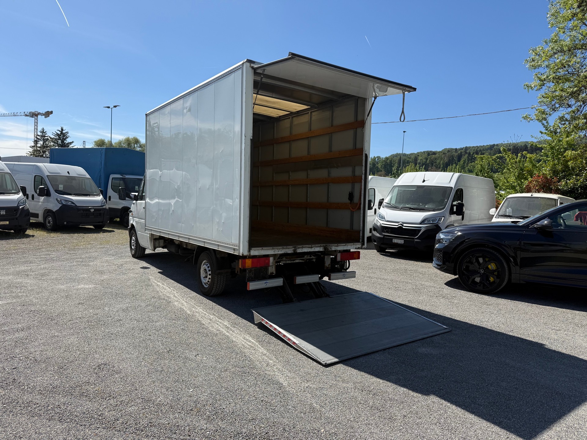 VW LT 35 2.5 TDI Koffer mit Hebebühne - 3