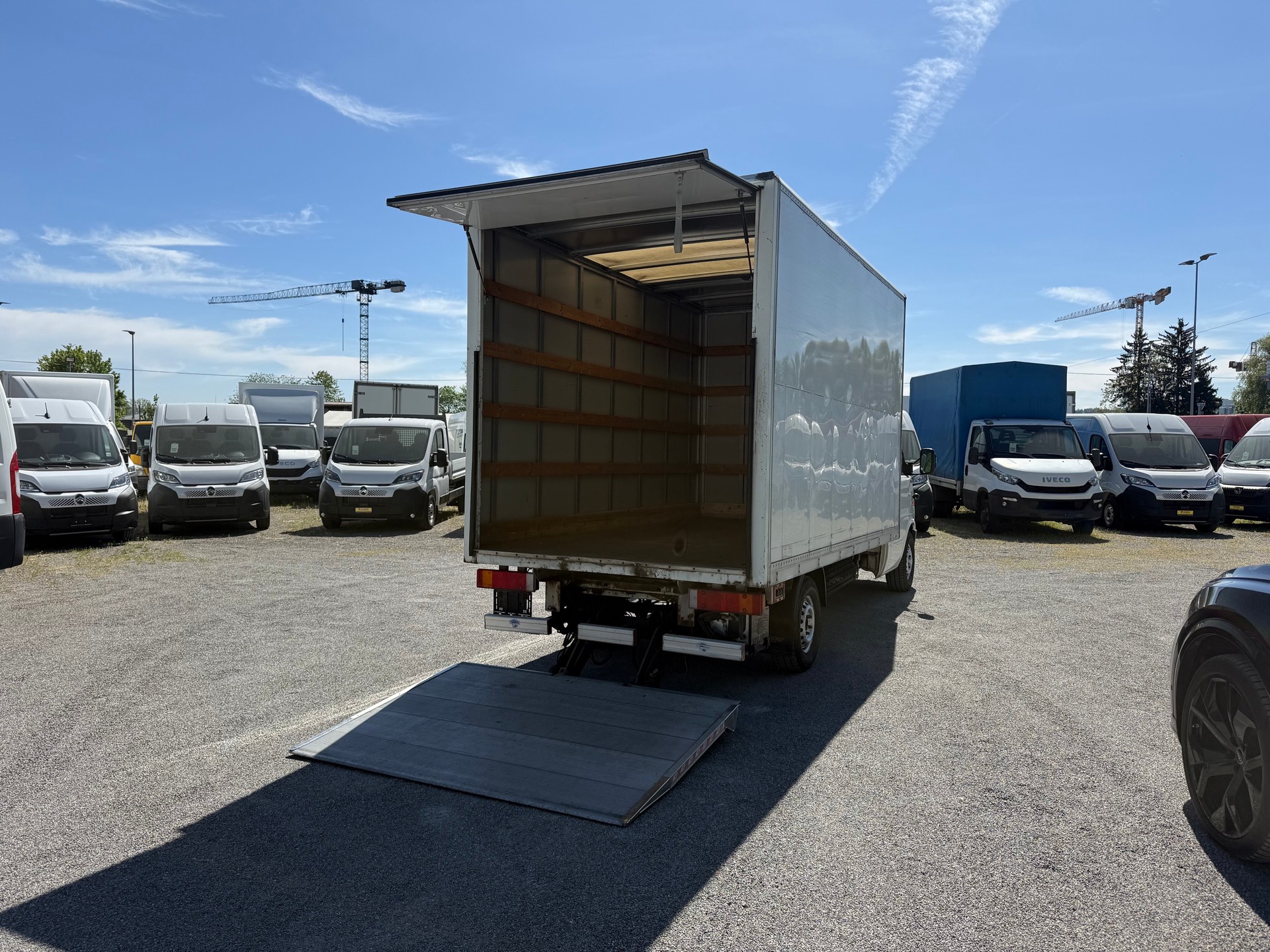 VW LT 35 2.5 TDI Koffer mit Hebebühne - 6