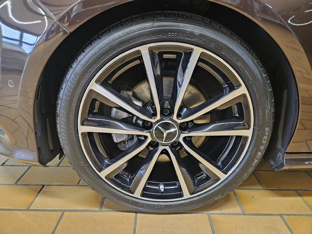MERCEDES-BENZ CLA 180 Urban Shooting Brake - 15