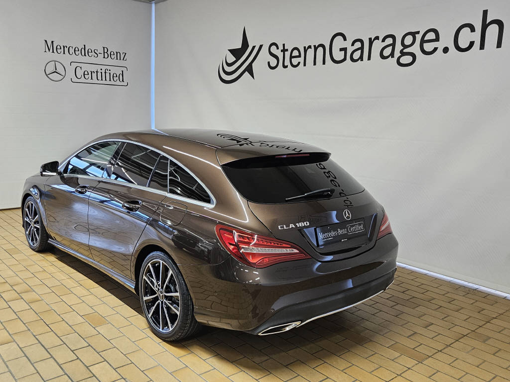 MERCEDES-BENZ CLA 180 Urban Shooting Brake - 3