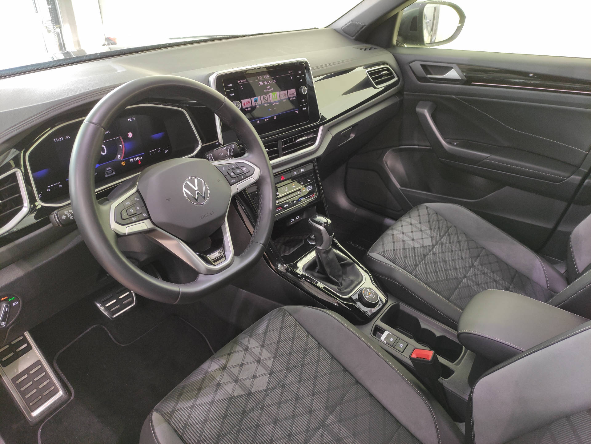 VW T-Roc 2.0 TSI R-Line DSG 4motion - 4