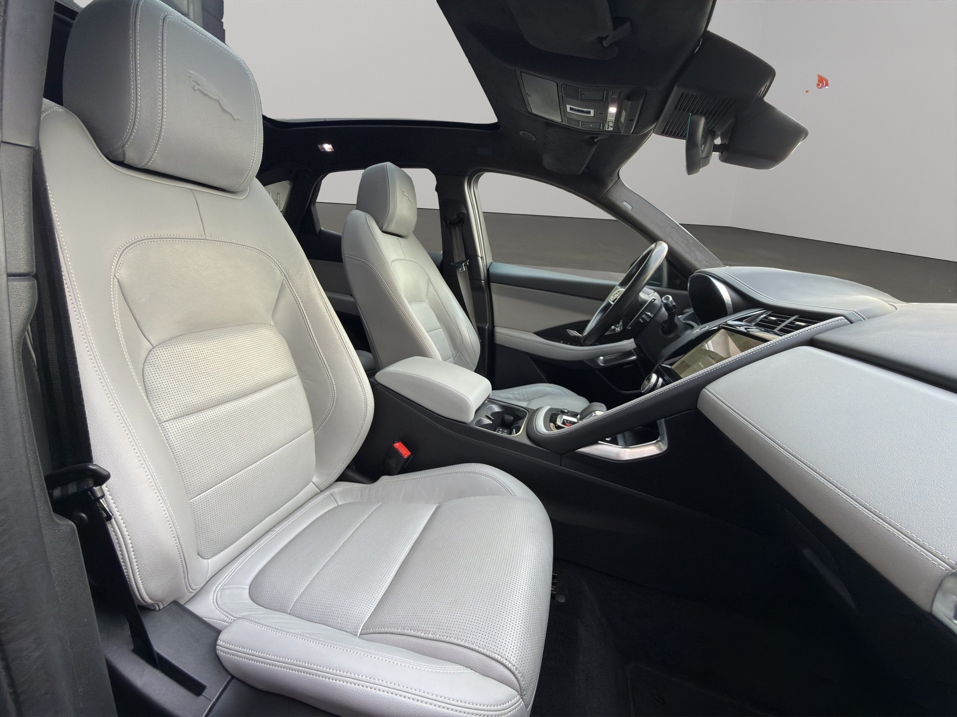 JAGUAR E-Pace 1.5 T 300e R-Dynamic SE AWD - 10