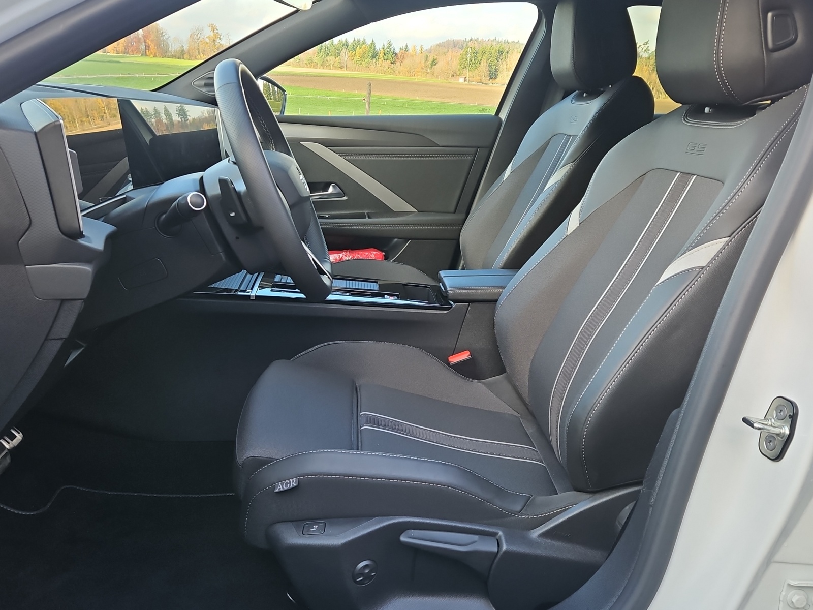 OPEL Astra Sports Tourer 1.2 T 130 Swiss Plus - 7