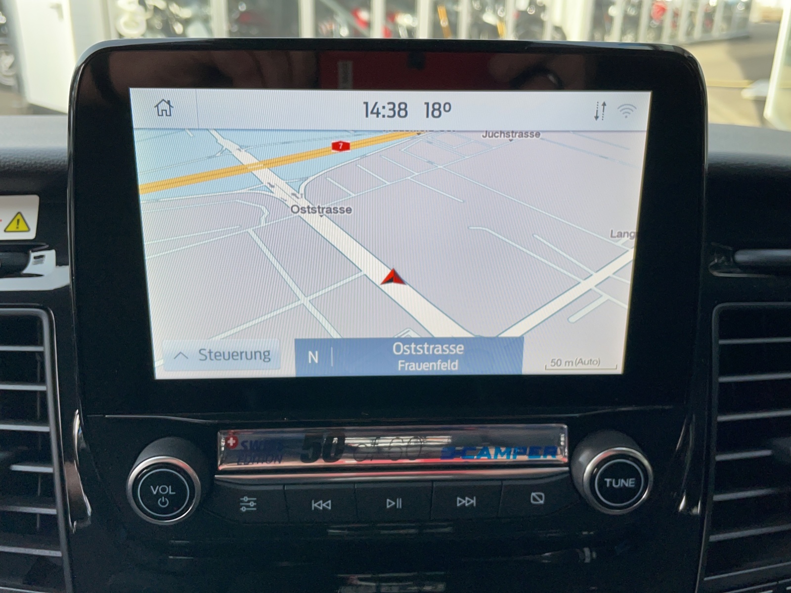 FORD Tourneo Custom Bus 320 L1 2.0 TDCi 185 Camper Trend Swiss Edition - 10