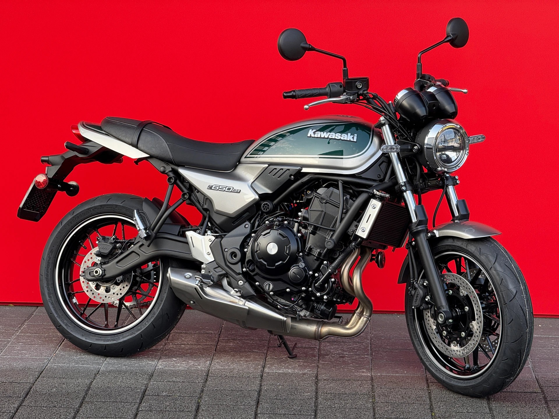 KAWASAKI Z 650 RS (35kW) - 2
