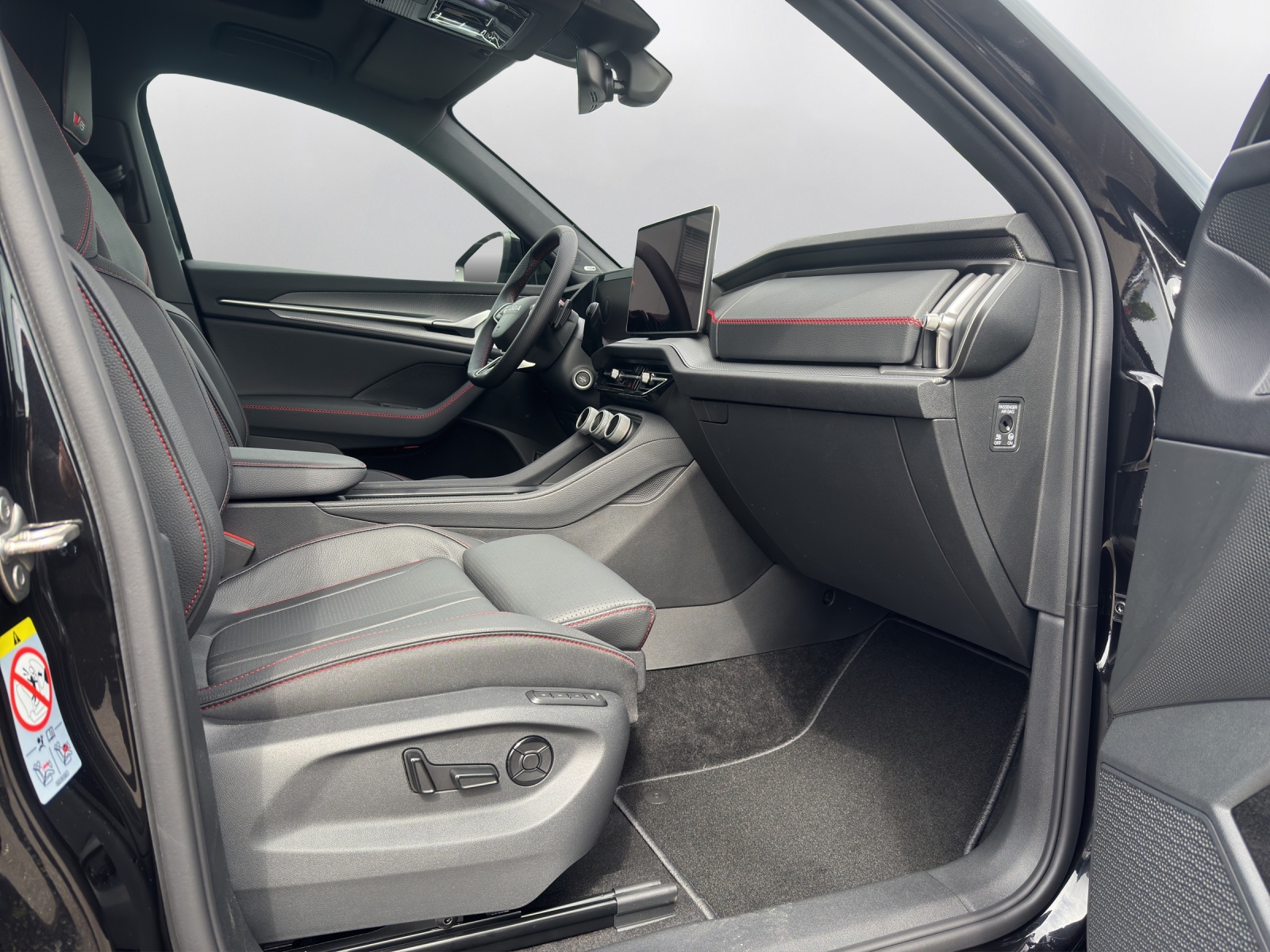 SKODA Kodiaq 2.0 TSI RS 4x4 - 14