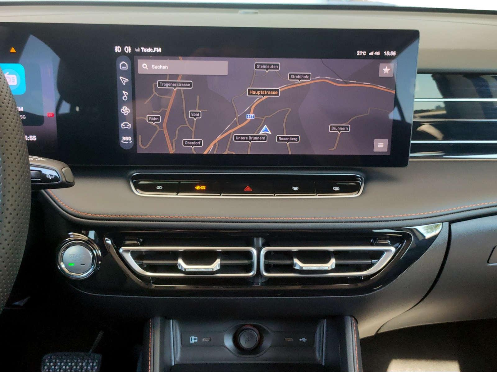 MG HS 1.5 Hybrid Luxury - 12