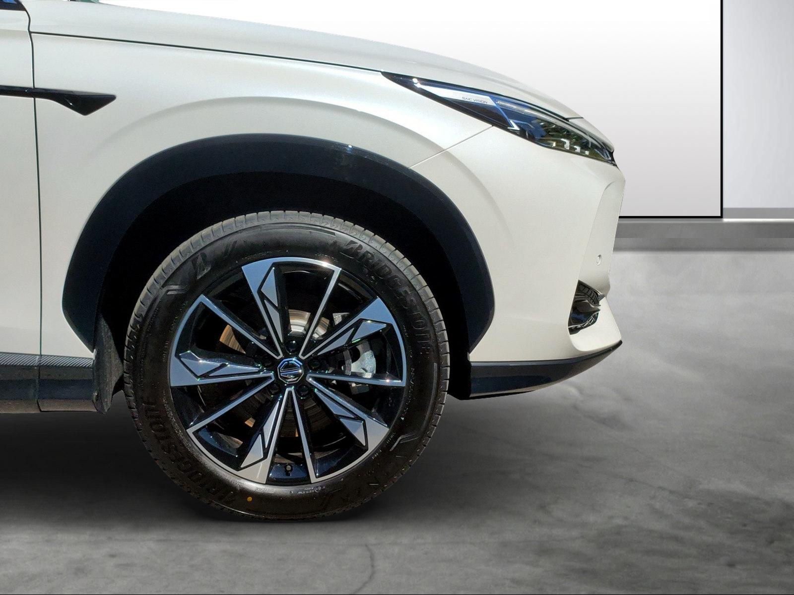 MG HS 1.5 Hybrid Luxury - 15