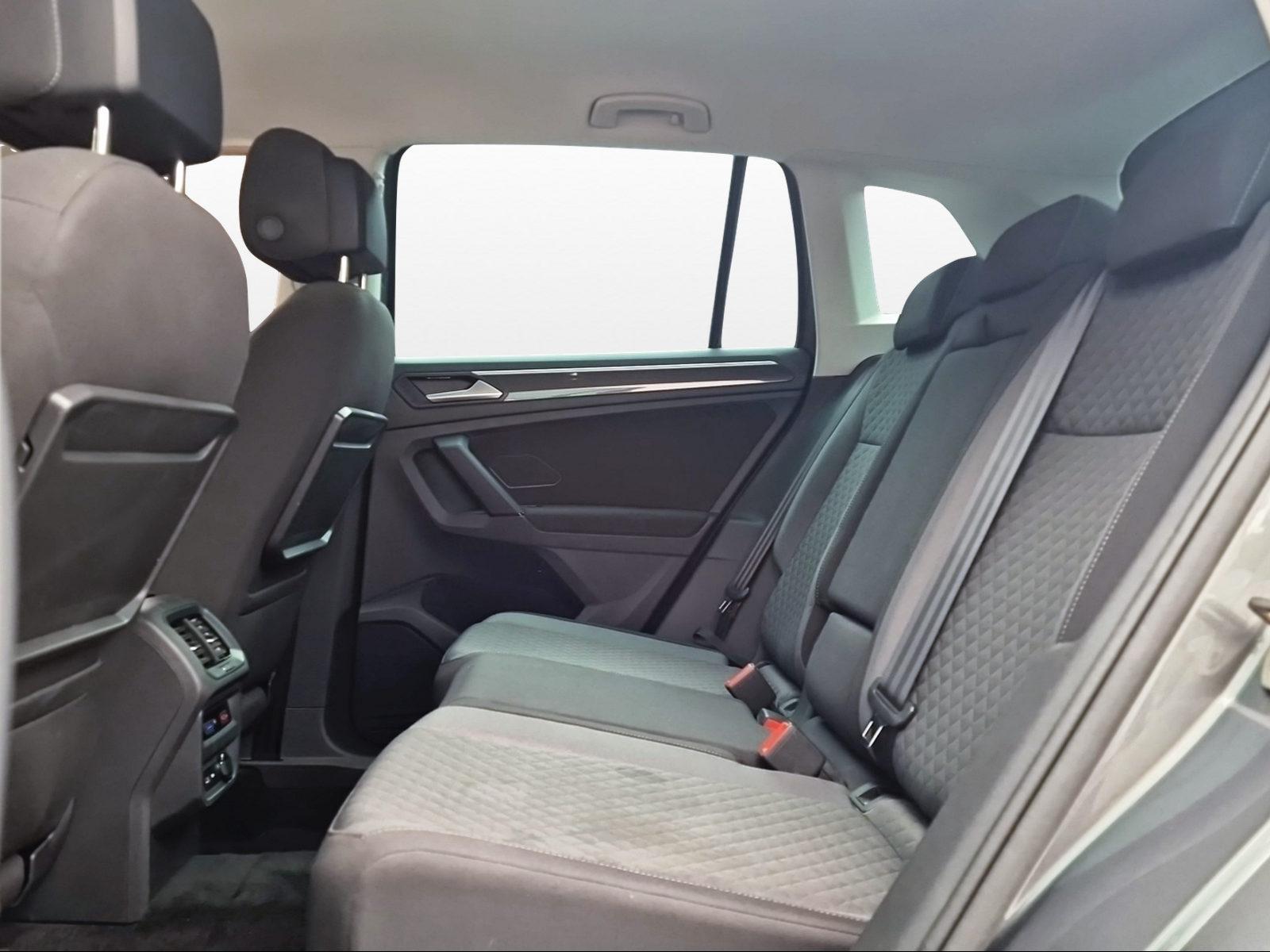 VW Tiguan 2.0 TSI Comfortline DSG - 13