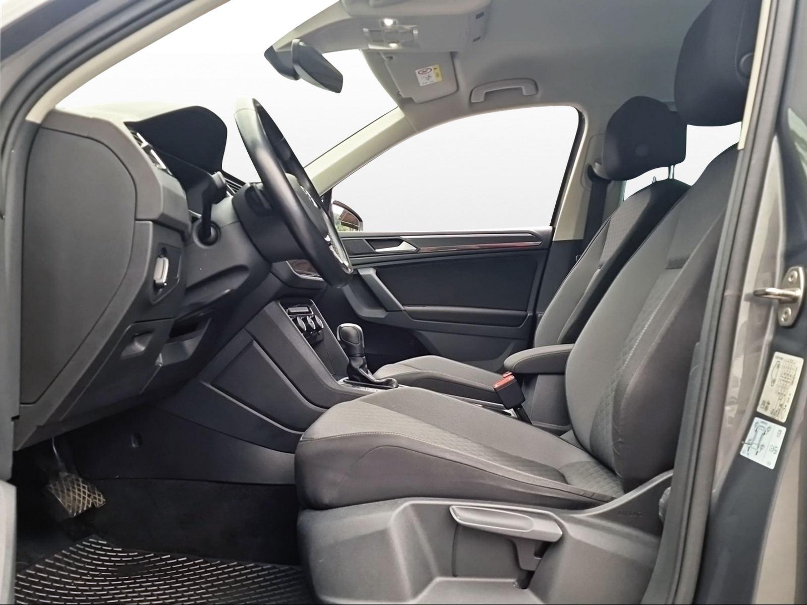 VW Tiguan 2.0 TSI Comfortline DSG - 8
