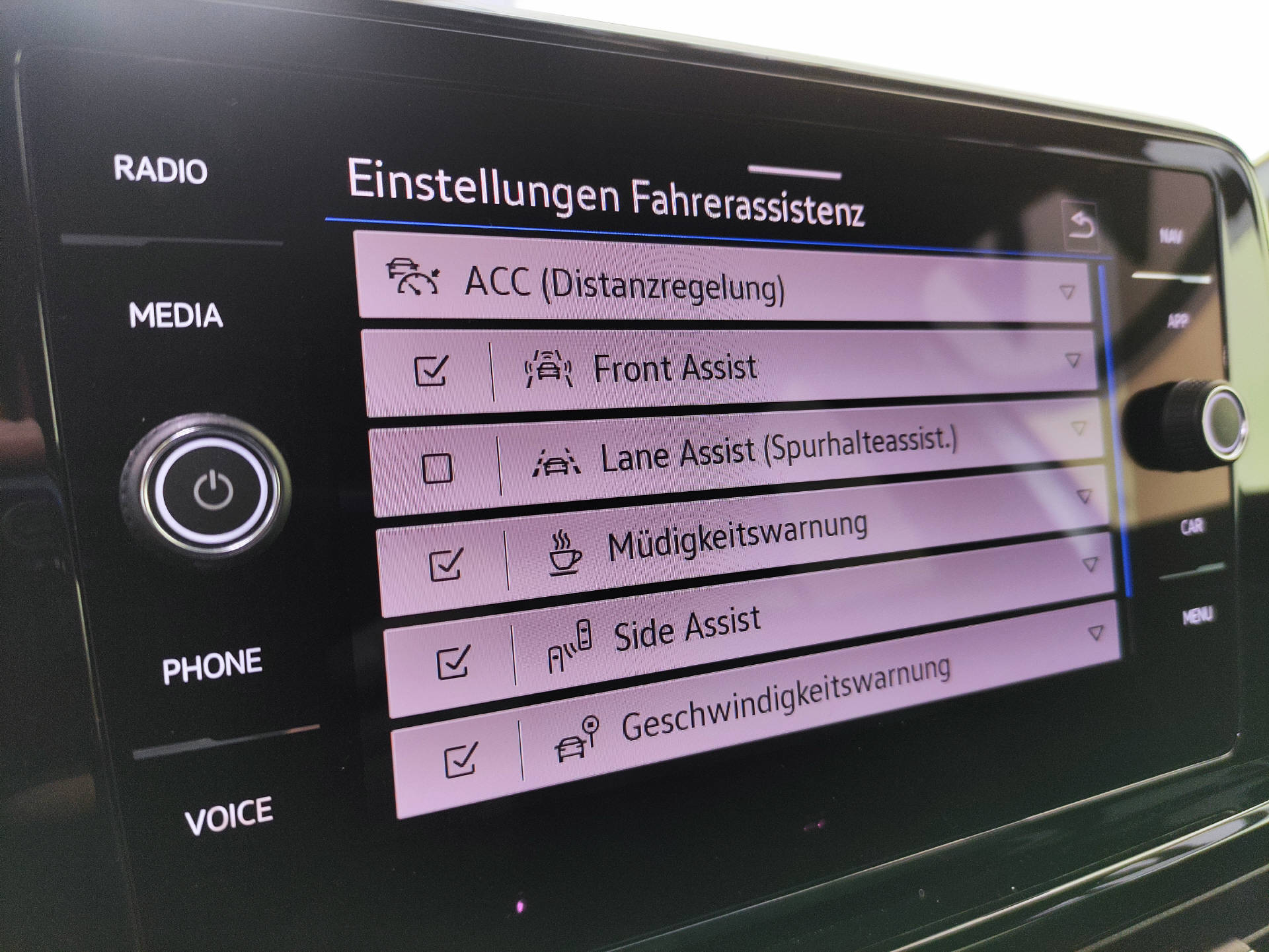 VW T-Roc 2.0 TSI R-Line Black-Style DSG 4motion - 9