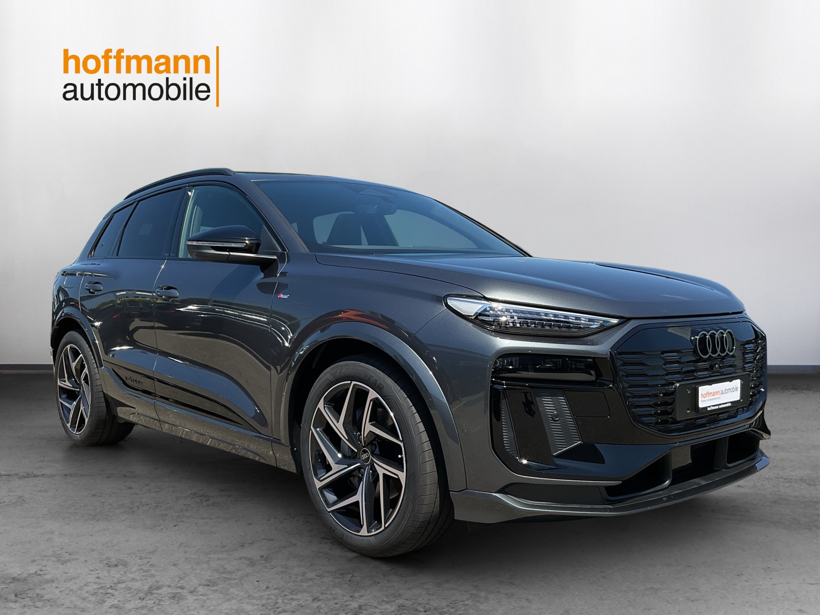 AUDI Q6 e-tron quattro - 3