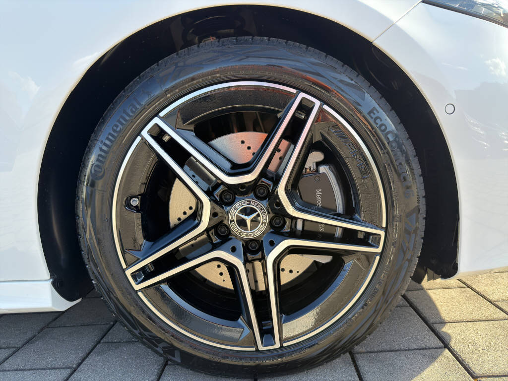 MERCEDES-BENZ A 220 4MATIC - 7