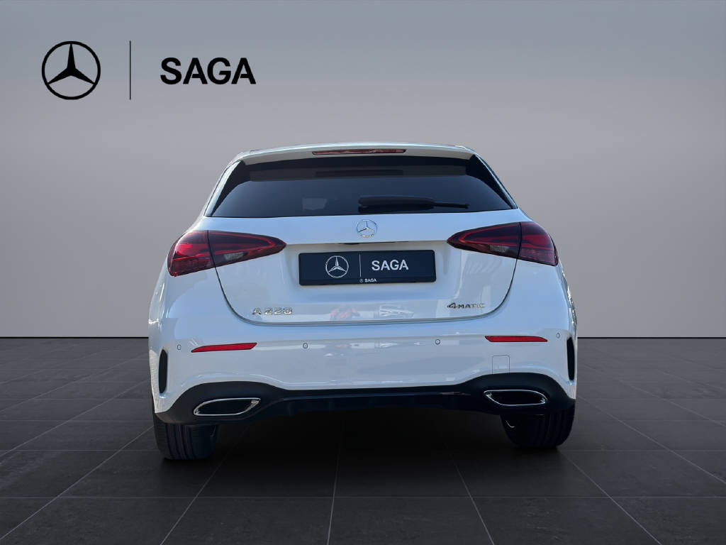 MERCEDES-BENZ A 220 4MATIC - 5