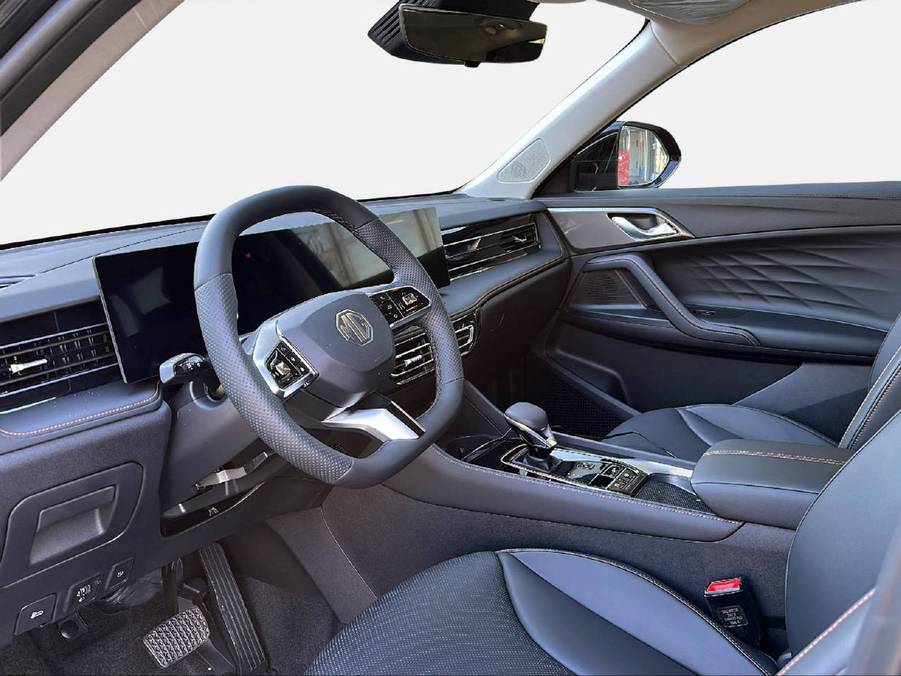 MG HS 1.5 T PHEV Luxury - 11