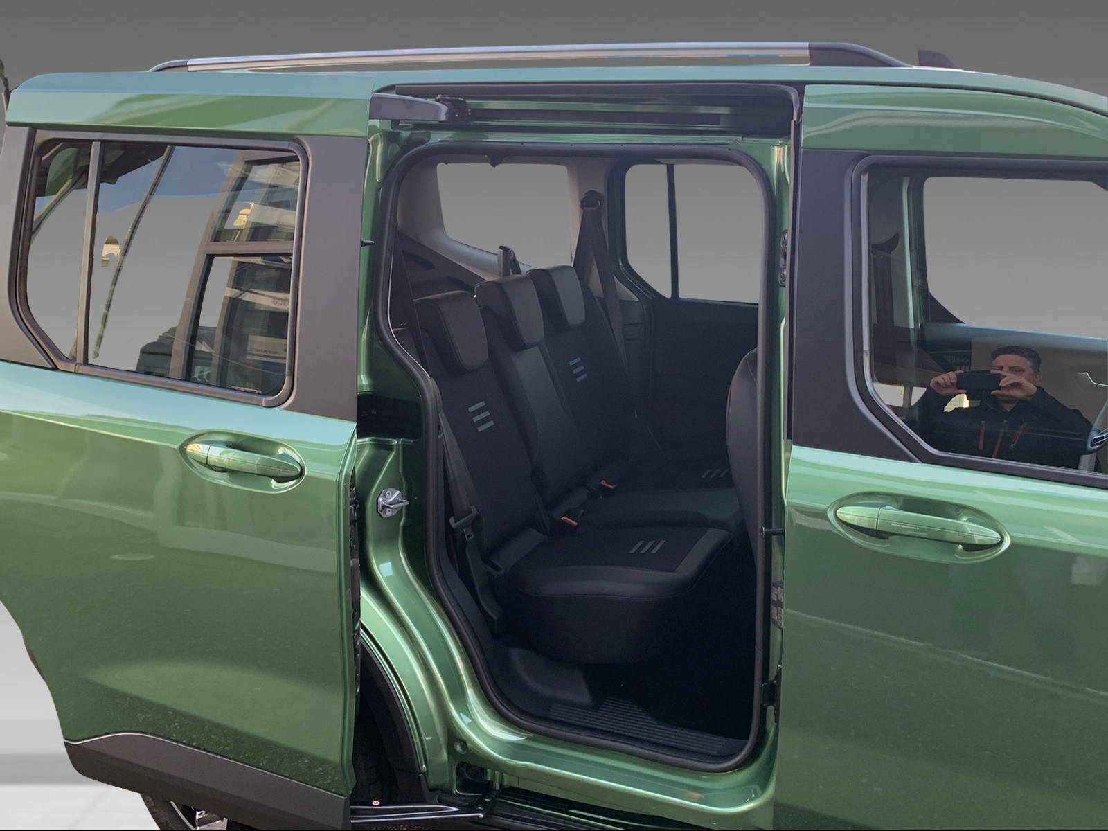 FORD Tourneo Courier 1.0 EcoBoost Active - 10