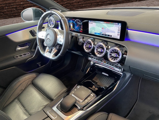 MERCEDES-BENZ A 35 AMG 4Matic - 15