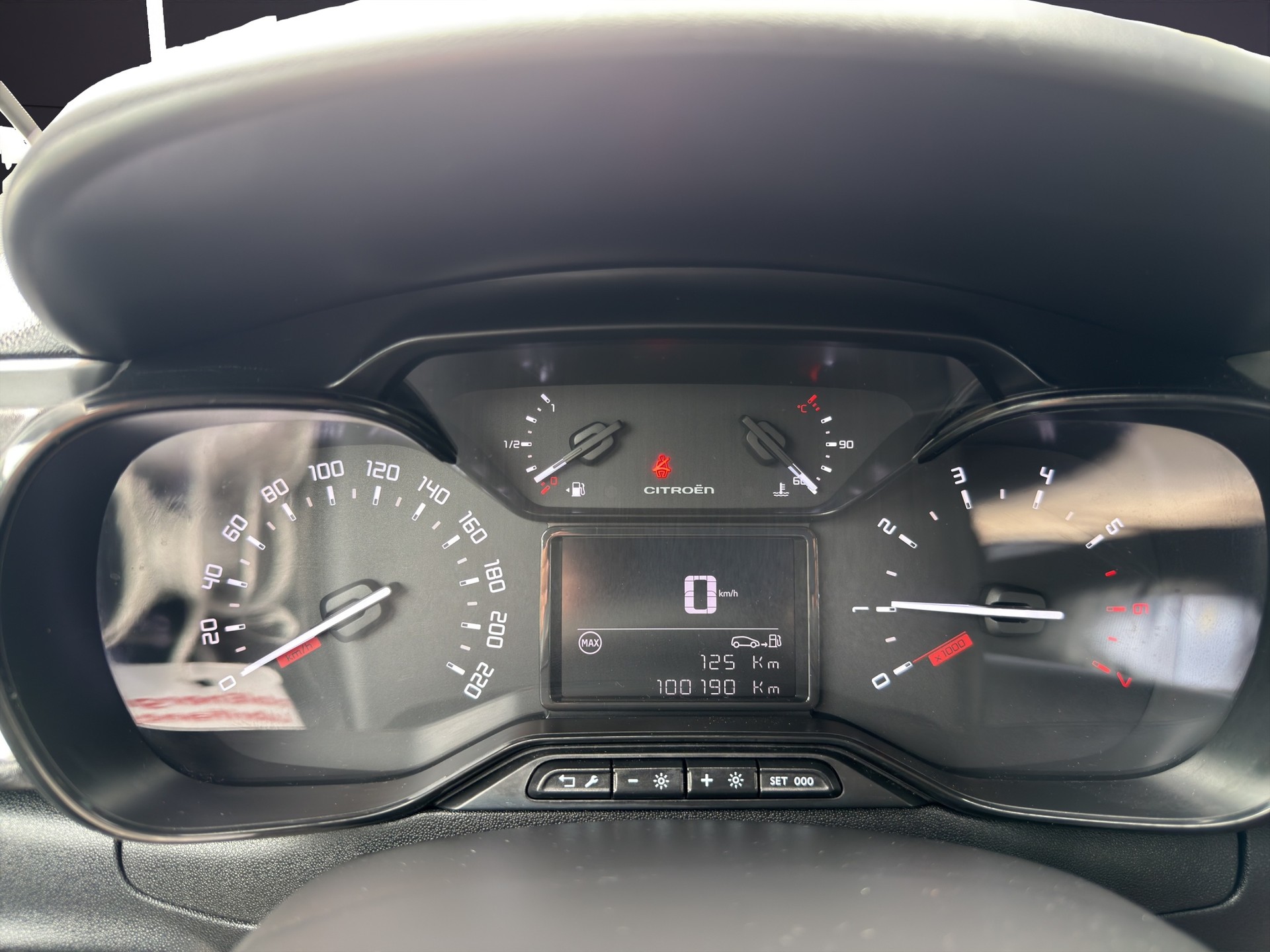 CITROEN C3 1.2 Swiss Edition + - 9