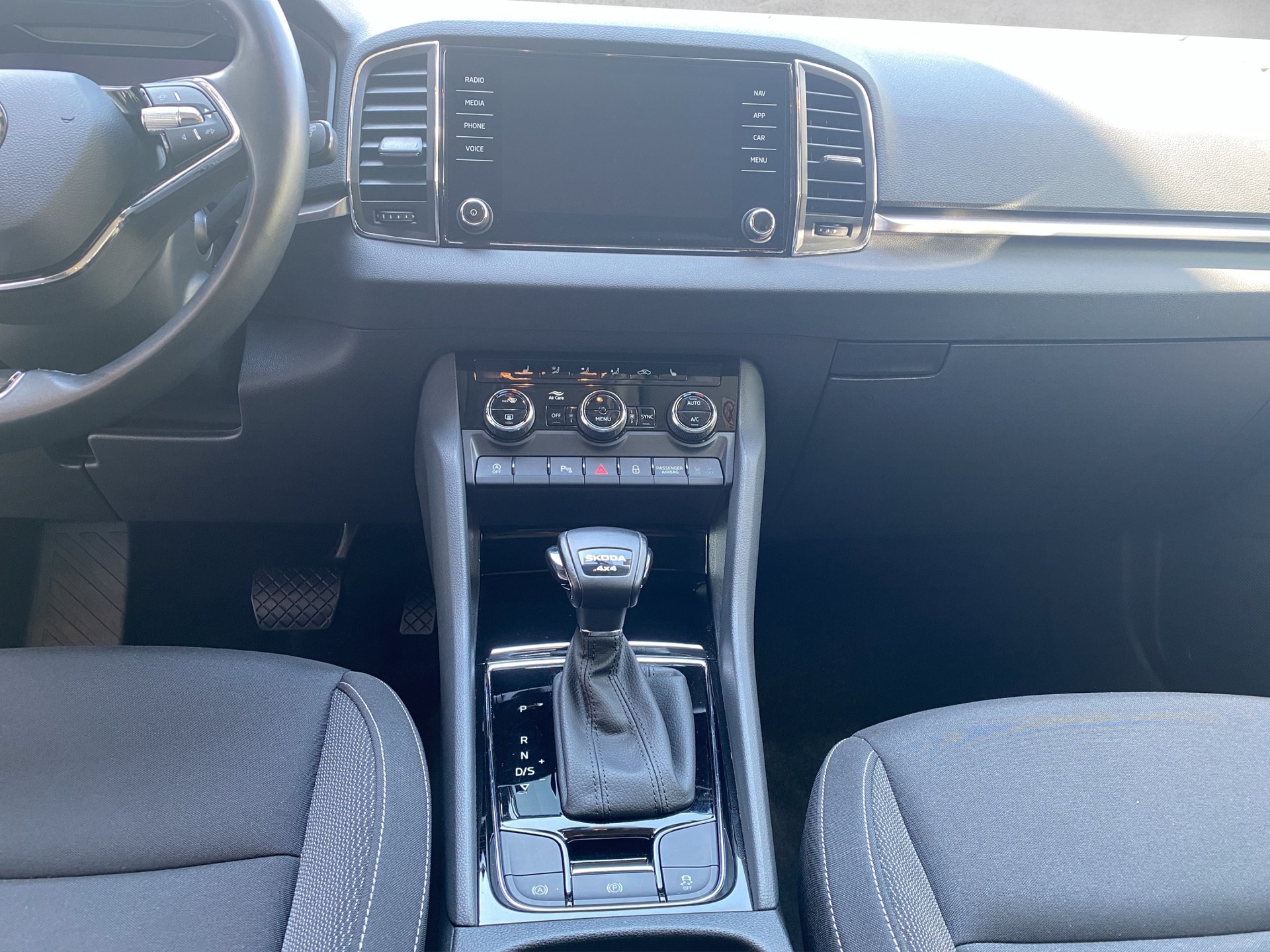 SKODA Karoq 2.0 TDI CR Ambition 4x4 DSG - 11