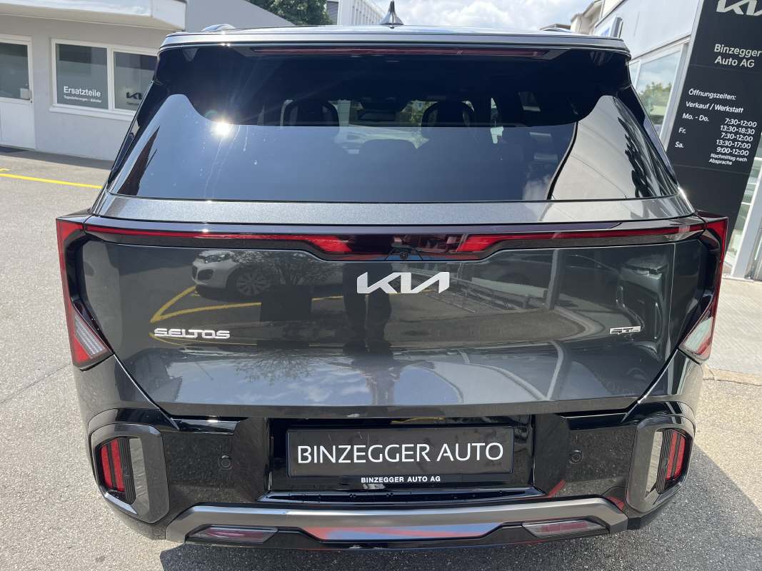 KIA Seltos 1.6 T-GDi GT-Line - 4