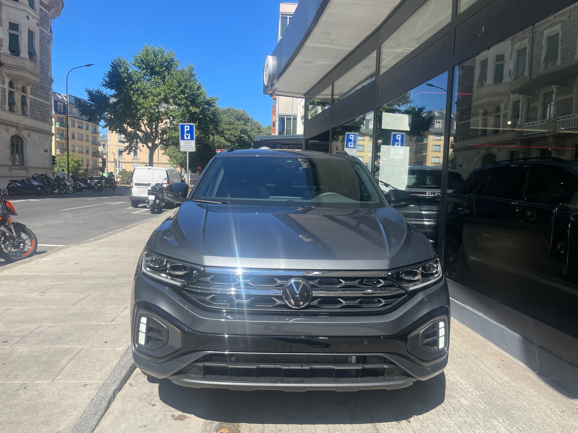 VW T-Roc 2.0 TSI R-Line DSG 4Motion - 2