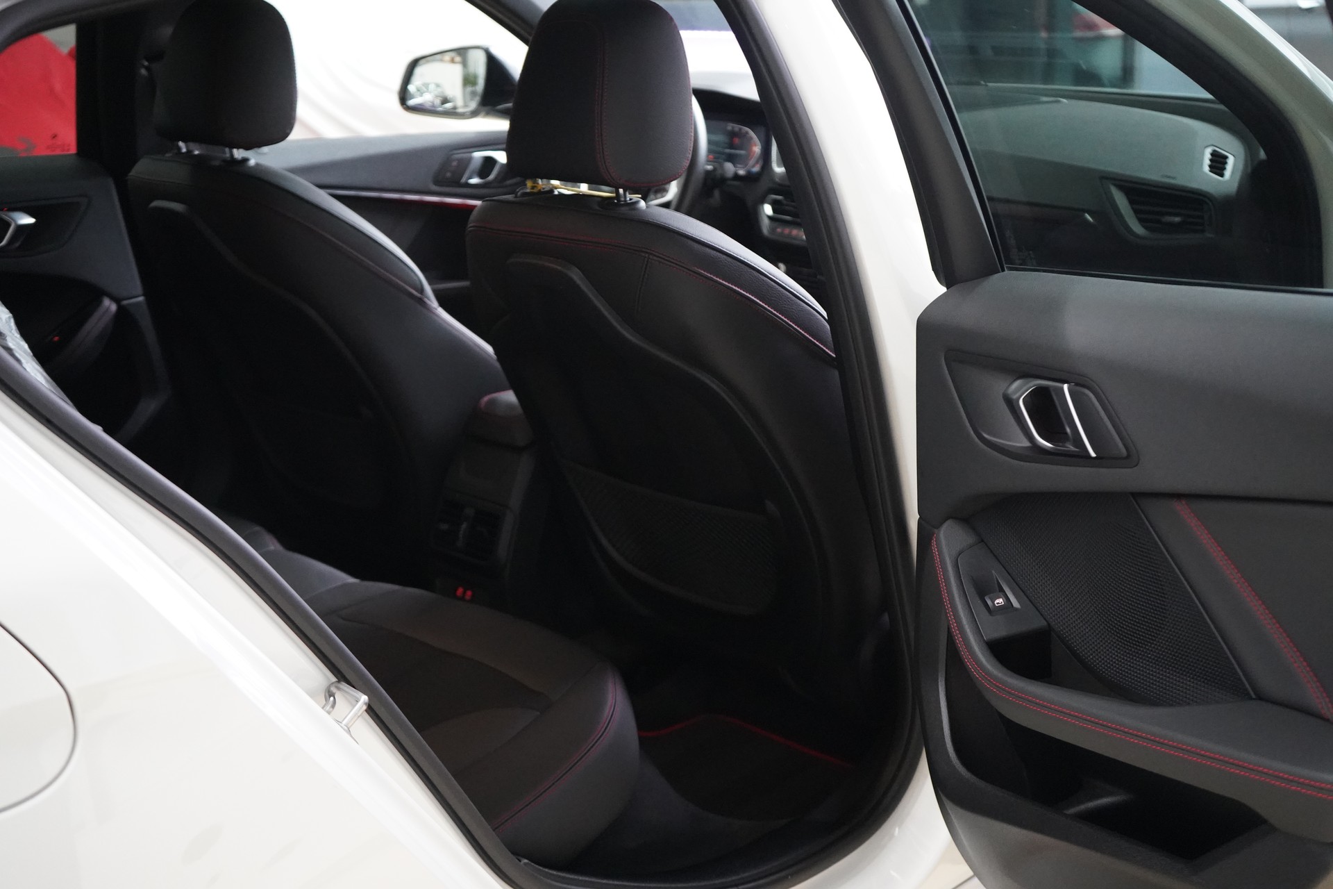 BMW 128ti M Sport Pro Steptronic - 30