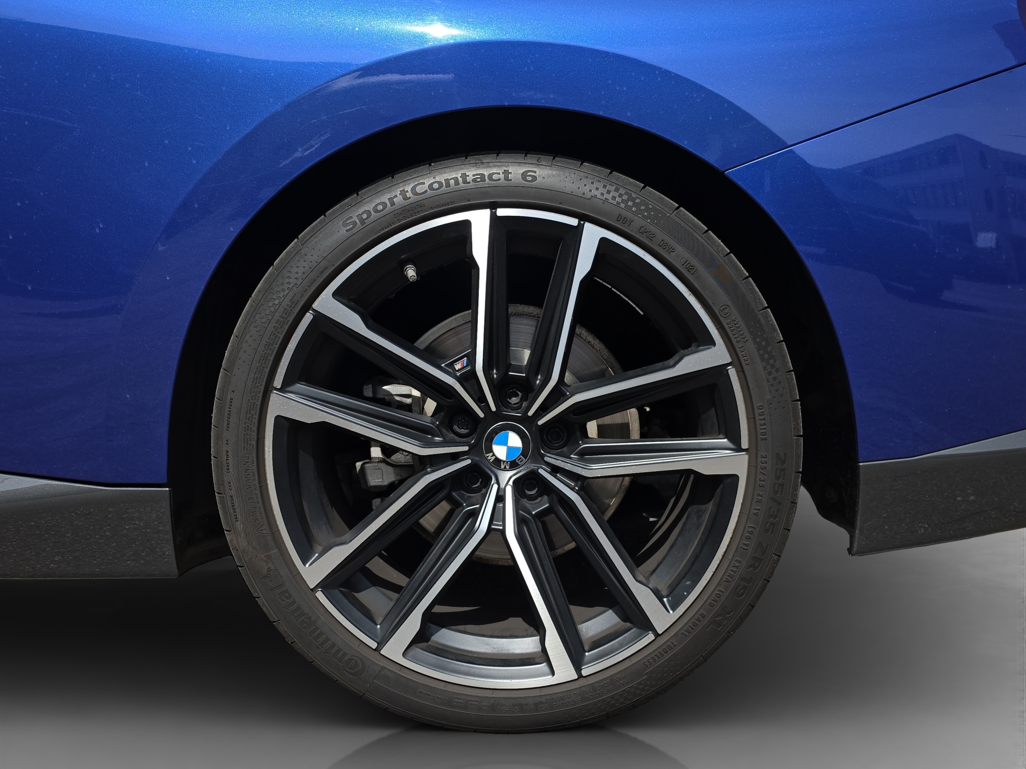 BMW 220 12