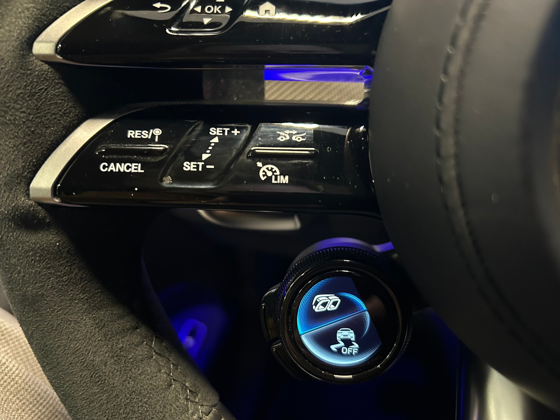 MERCEDES-BENZ GLE 63 S AMG 4Matic+ 9G-Speedshift - 24