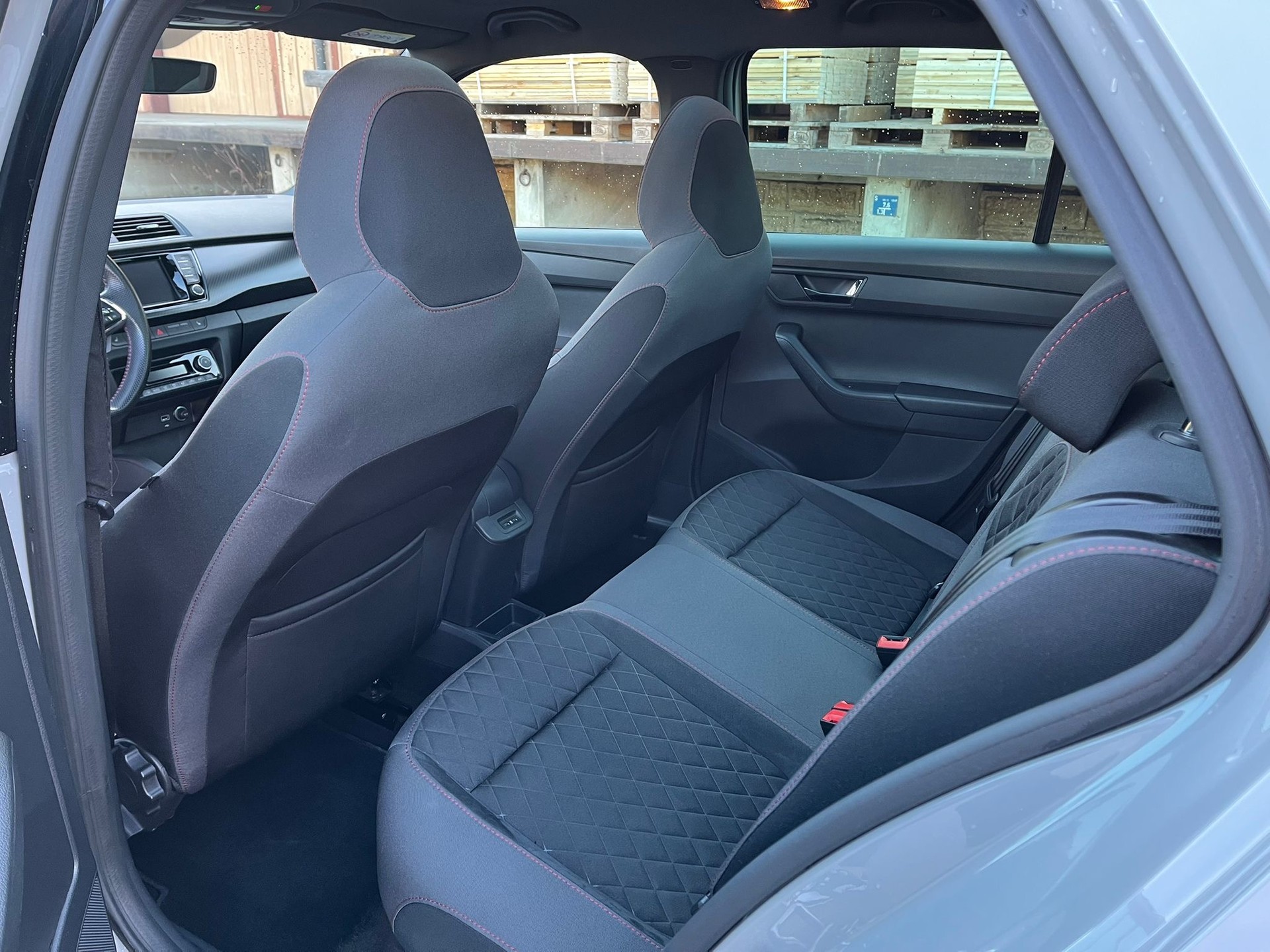 SKODA Fabia 1.0 TSI Monte Carlo DSG - 6