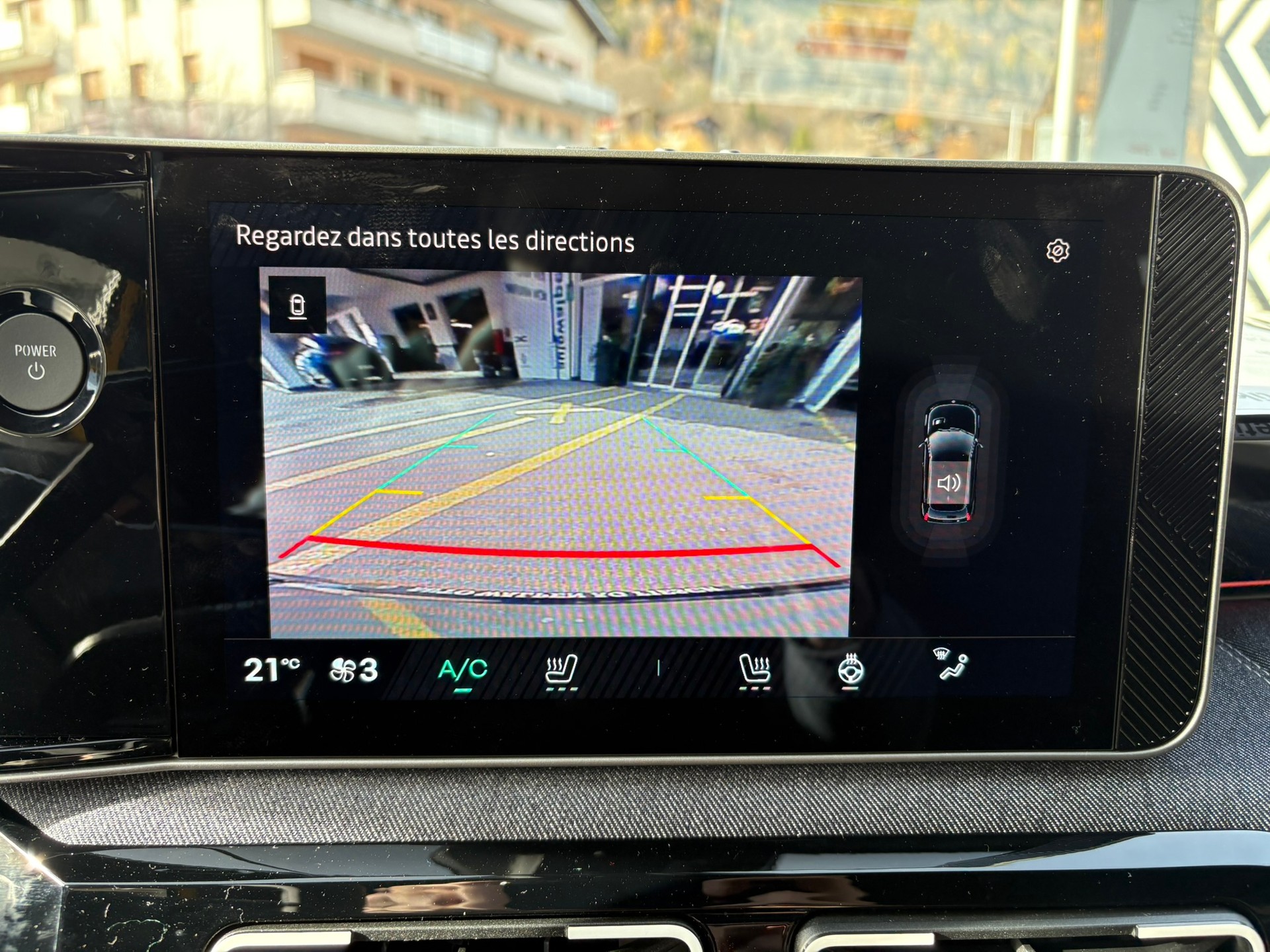 RENAULT R5 E-Tech CR 52kWh Techno - 9