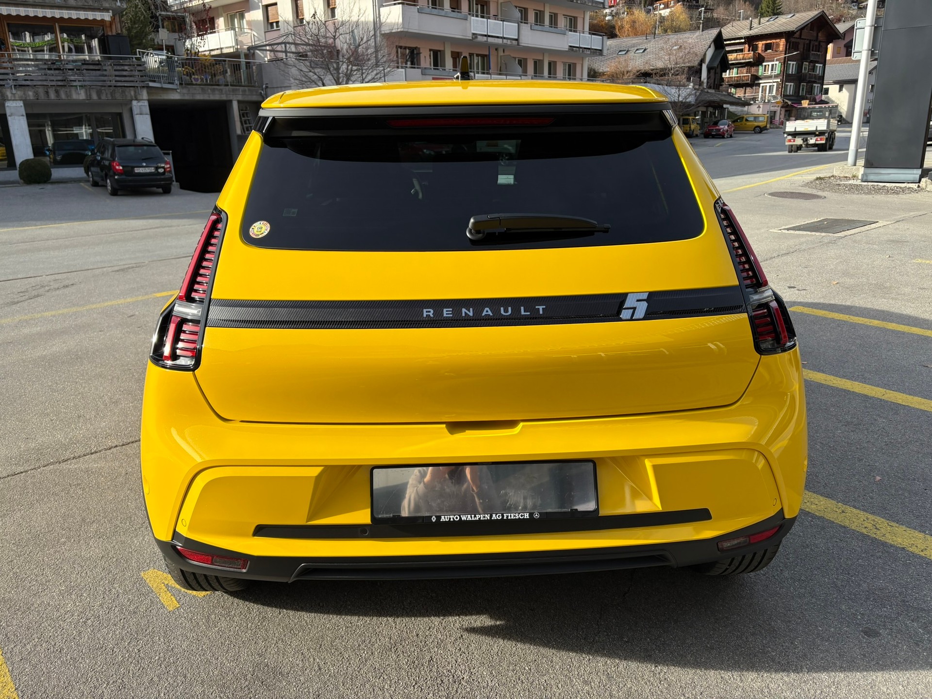 RENAULT R5 E-Tech CR 52kWh Techno - 4