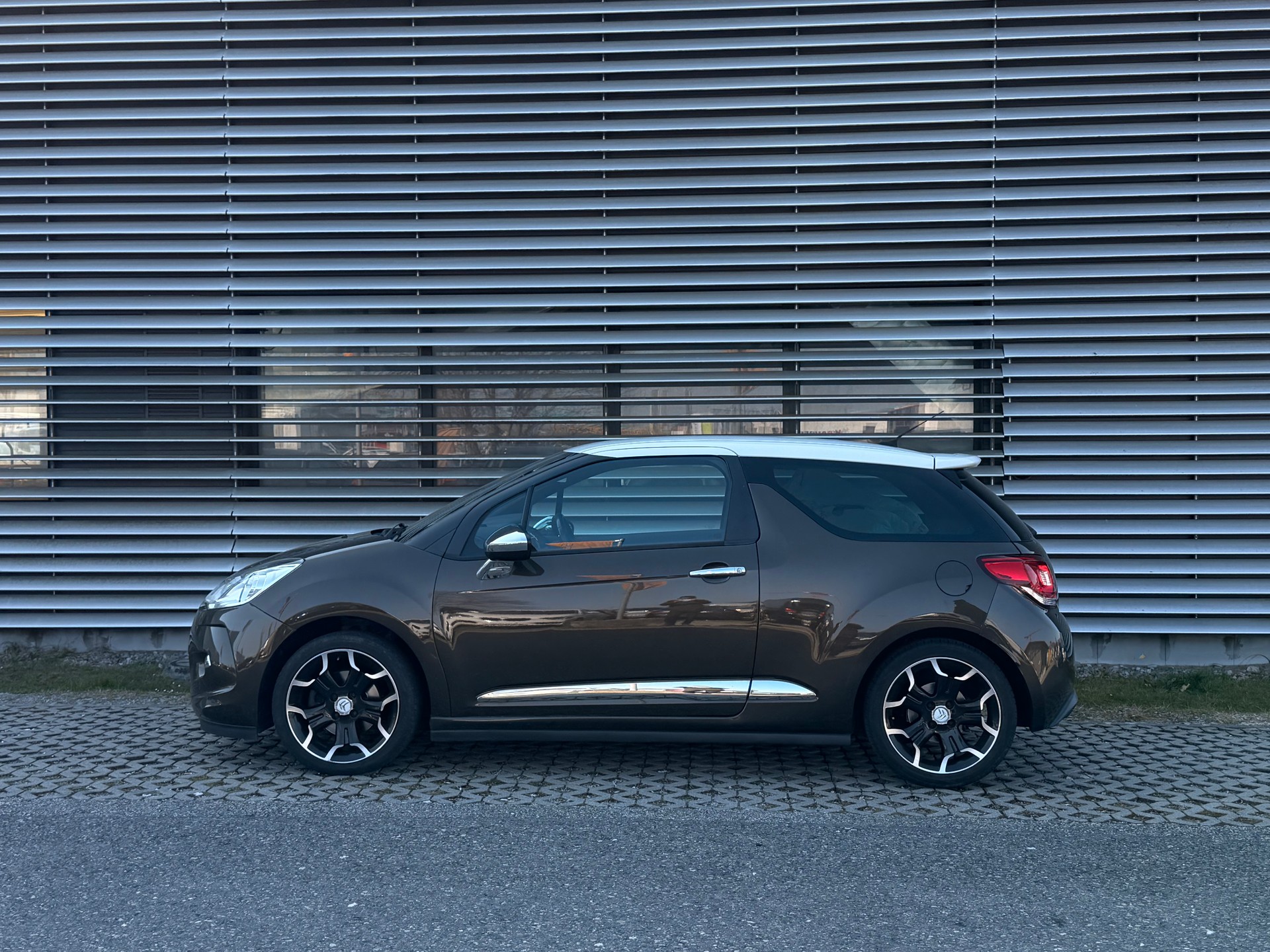 DS AUTOMOBILES DS3 1.6 THP Ultra Prestige - 3