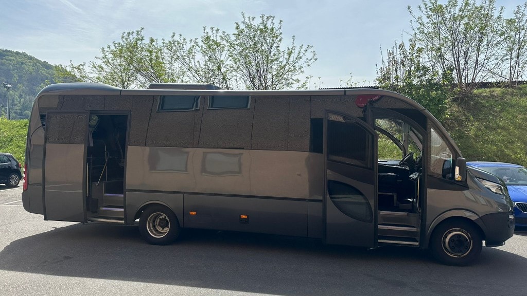 IVECO Daily 72C18 Autobus - 5
