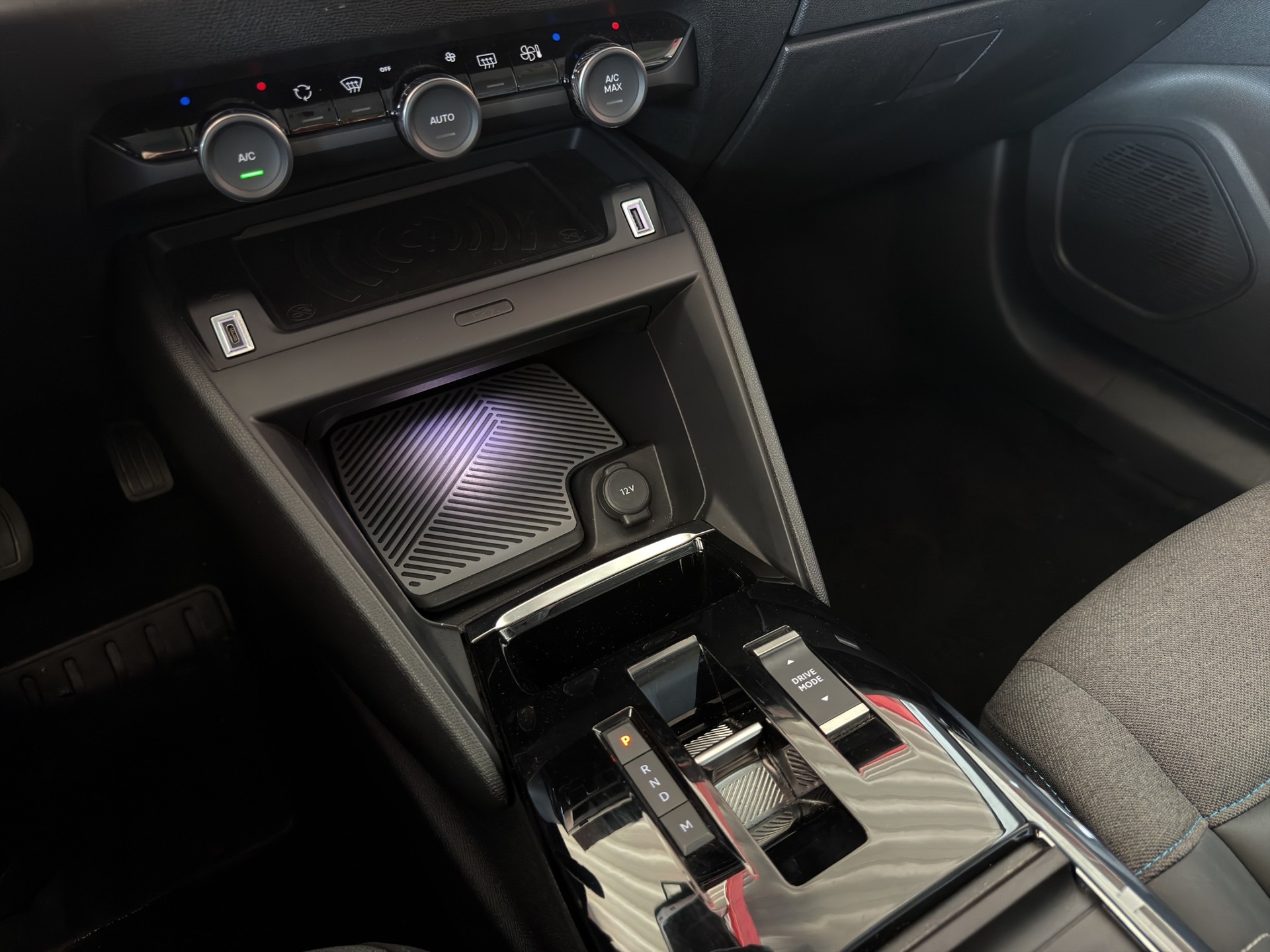 CITROEN C4 1.2 PureTech Max - 39
