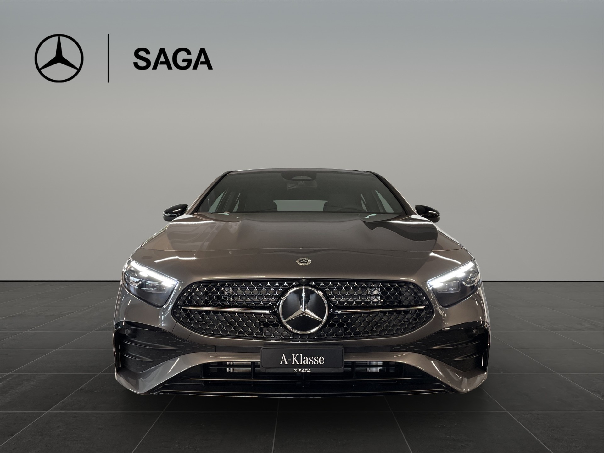 MERCEDES-BENZ A 220 4Matic 8G-DCT - 2