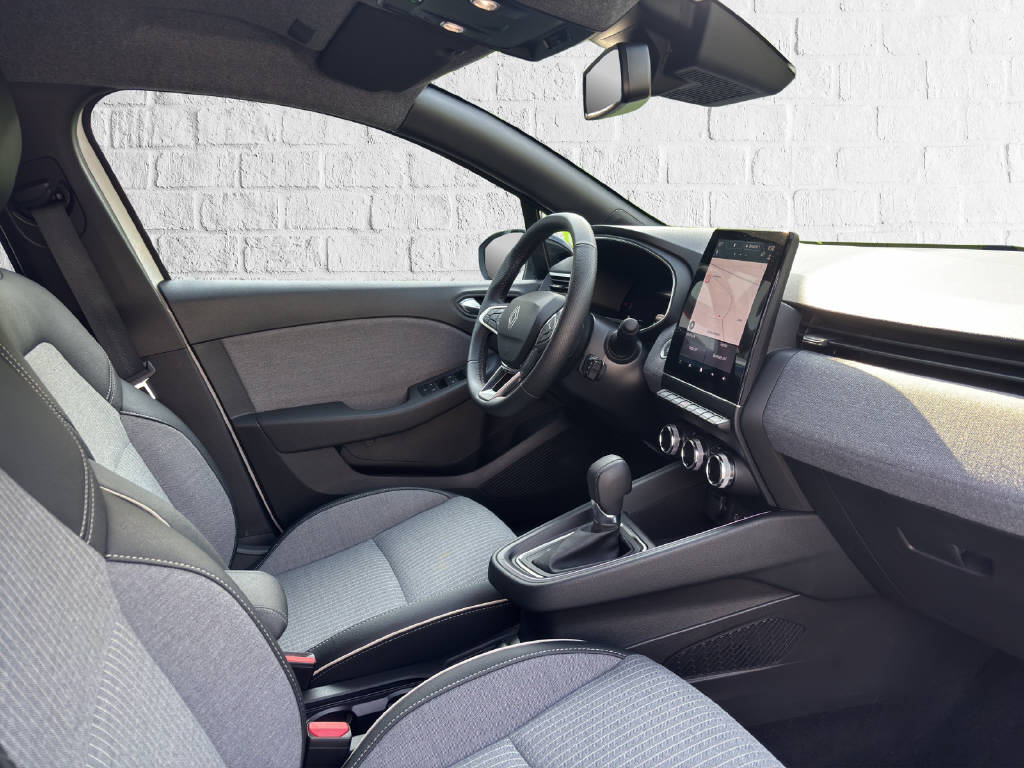 RENAULT Clio 1.6 E-Tech techno - 11