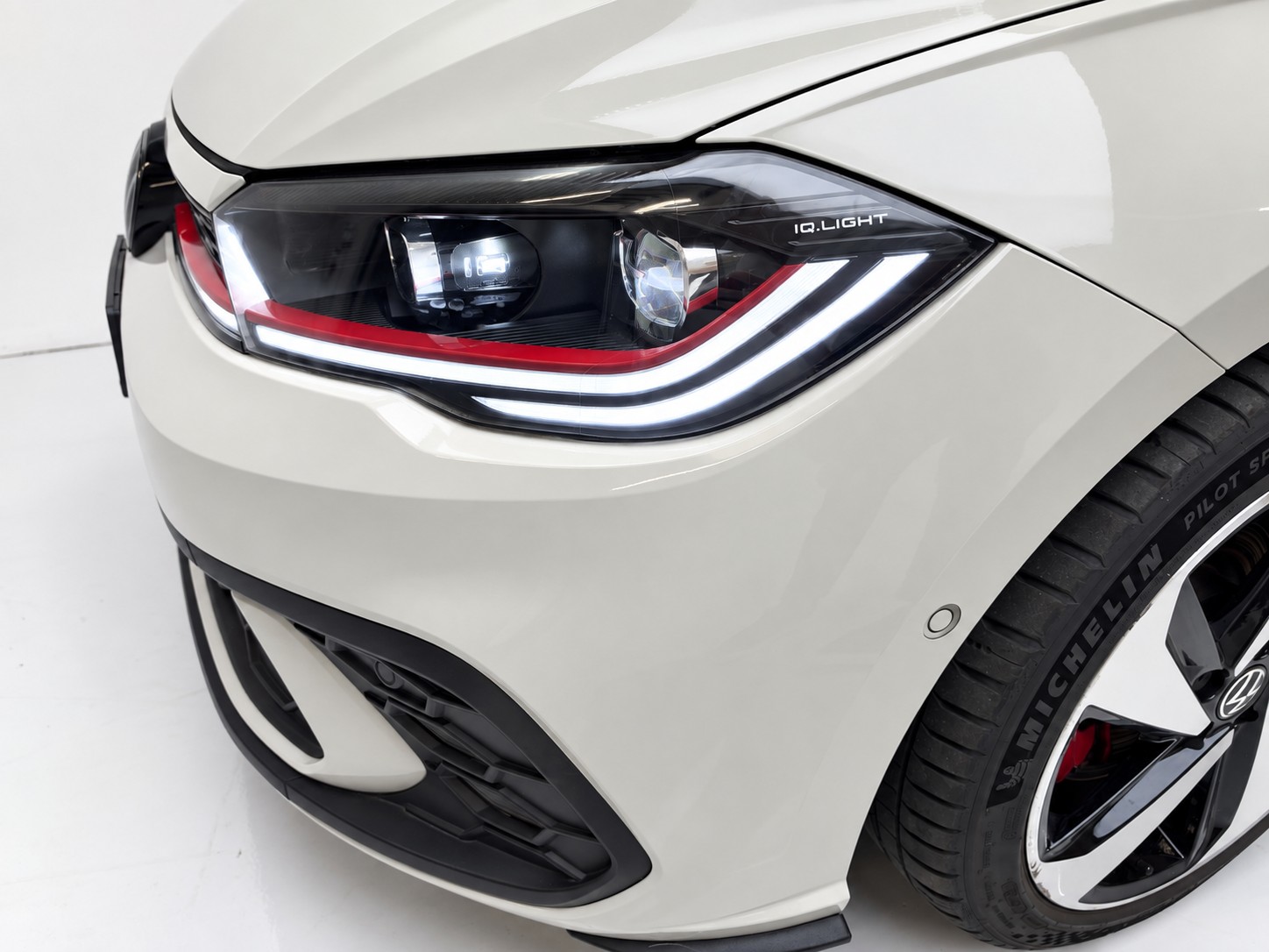 VW Polo 2.0 TSI GTI PRO - 30