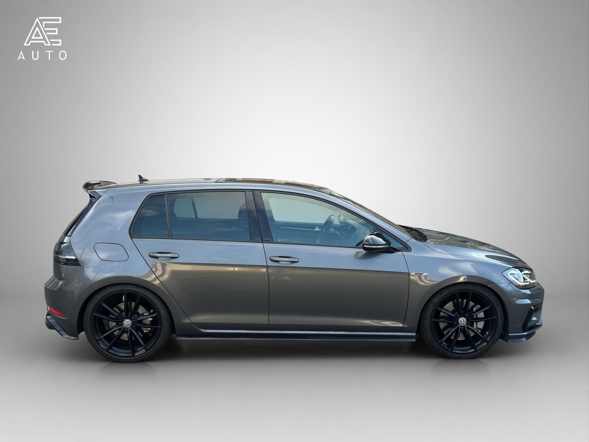 VW 2.0 TSI R 4Motion DSG - 8