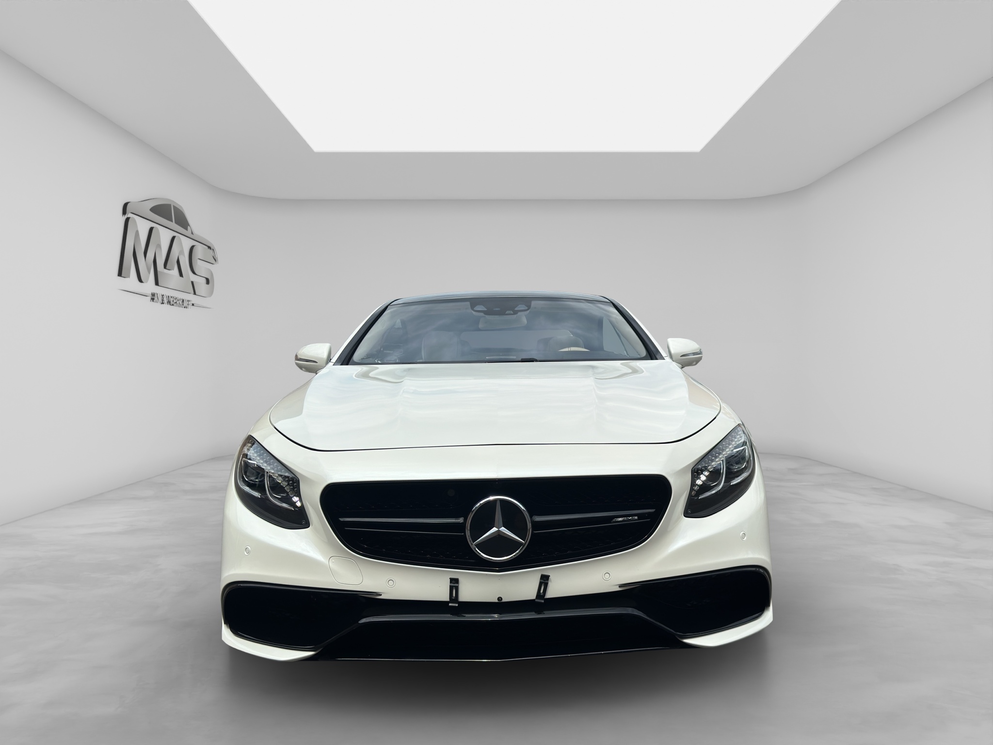 MERCEDES-BENZ S 63 AMG 2