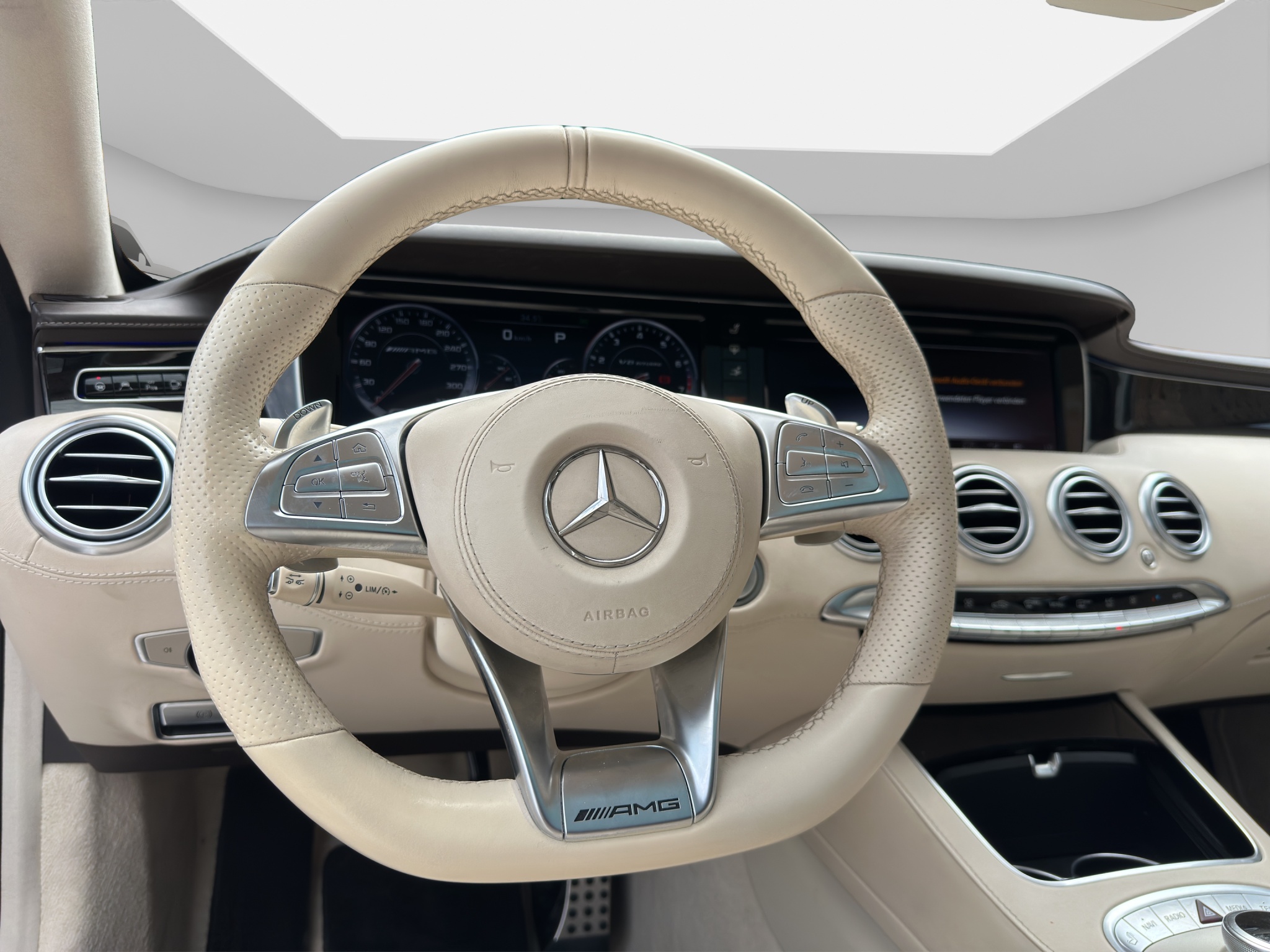 MERCEDES-BENZ S 63 AMG 10
