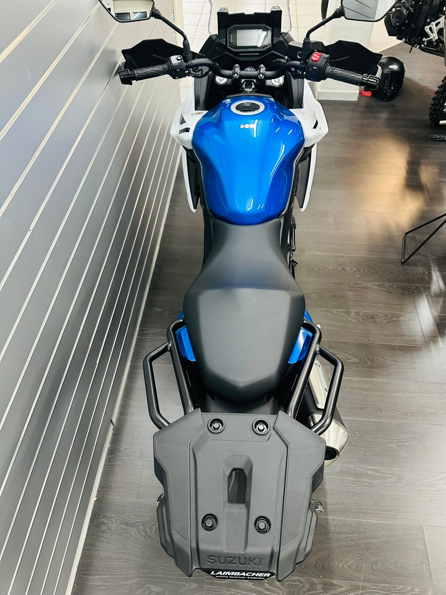 SUZUKI SV 7GX ( SV 650 GX ) 35 Kw - 4