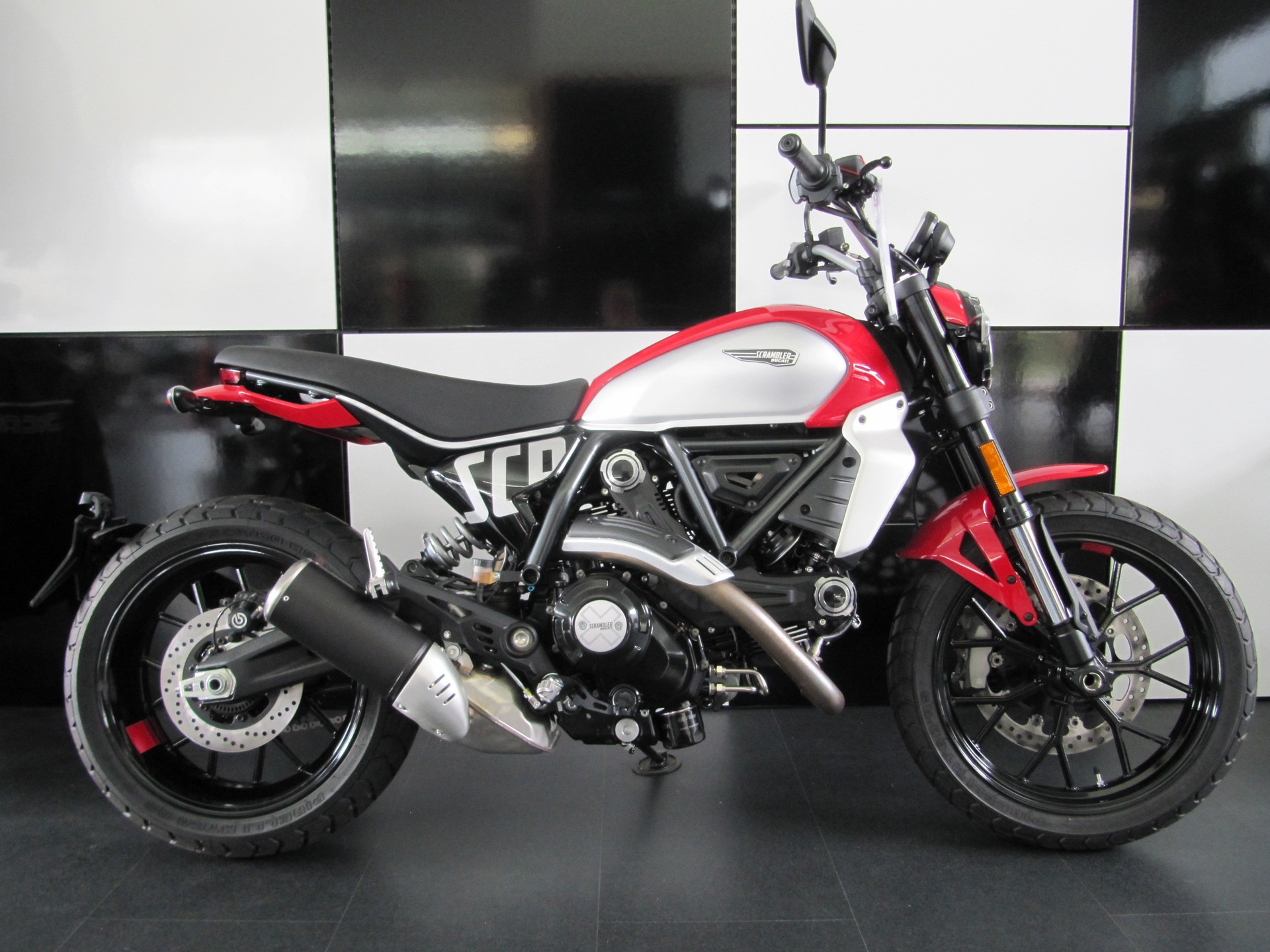 DUCATI Scrambler 803 Icon