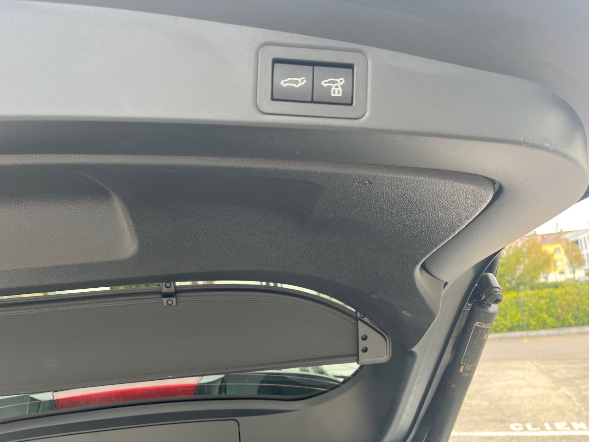 TOYOTA Corolla Touring Sports 2.0 HSD GR Sport e-CVT - 21