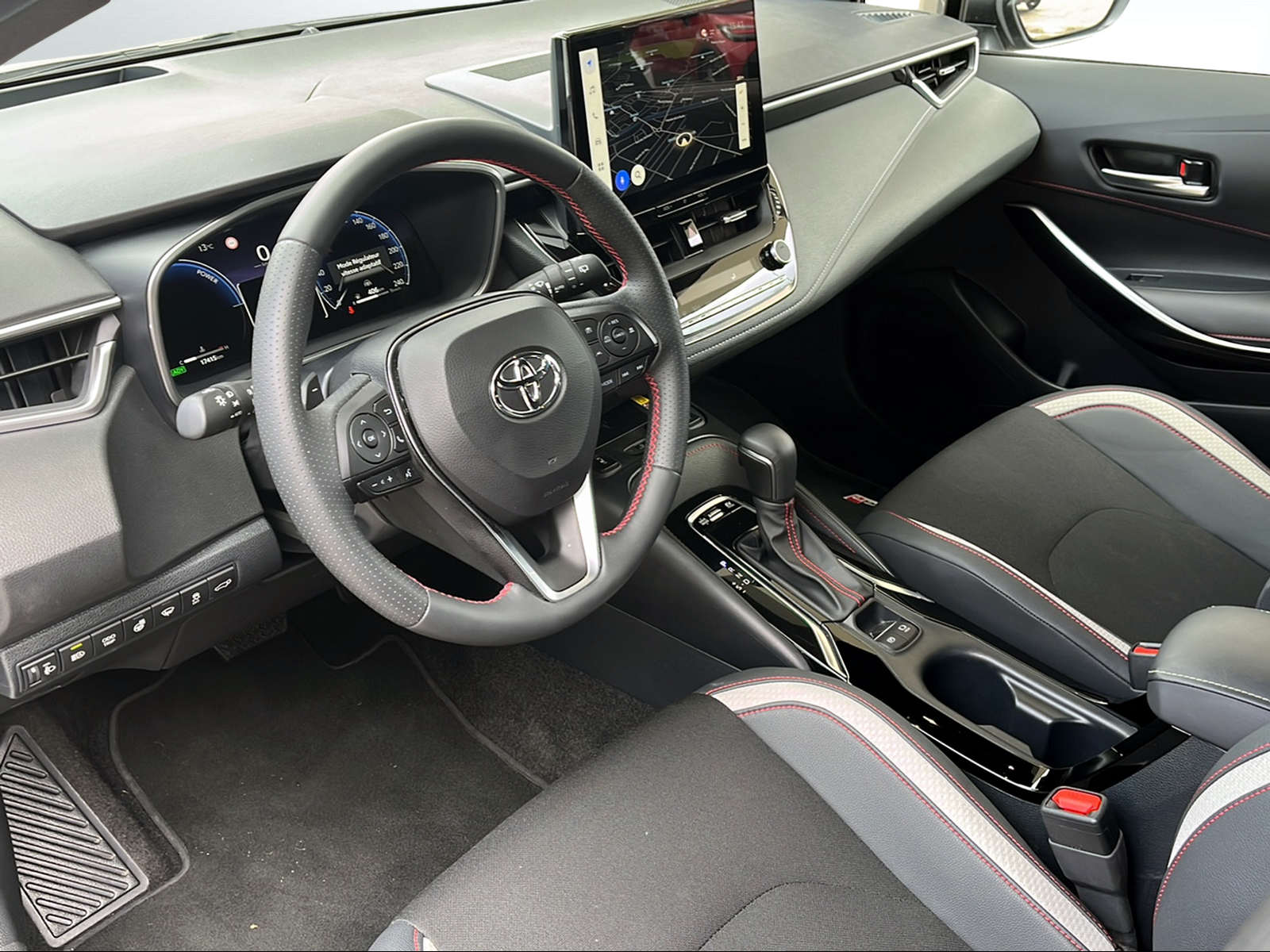 TOYOTA Corolla Touring Sports 2.0 HSD GR Sport e-CVT - 6