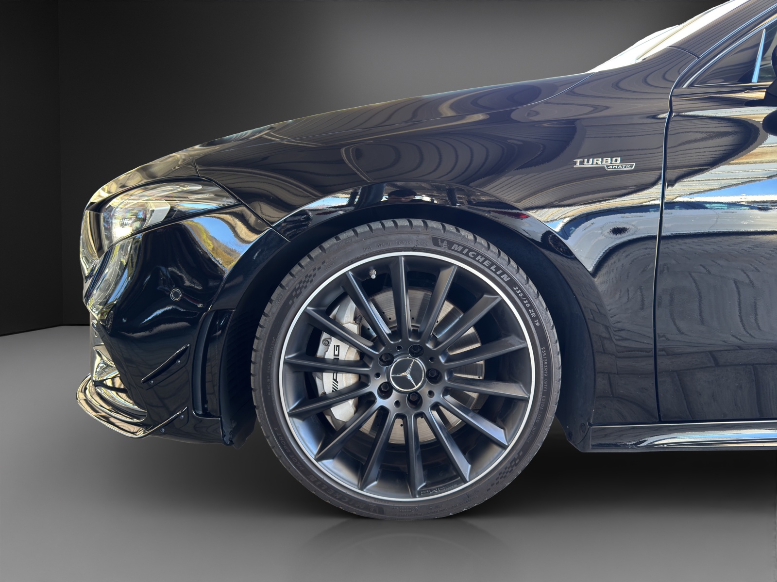 MERCEDES-BENZ A 35 AMG 4Matic - 8