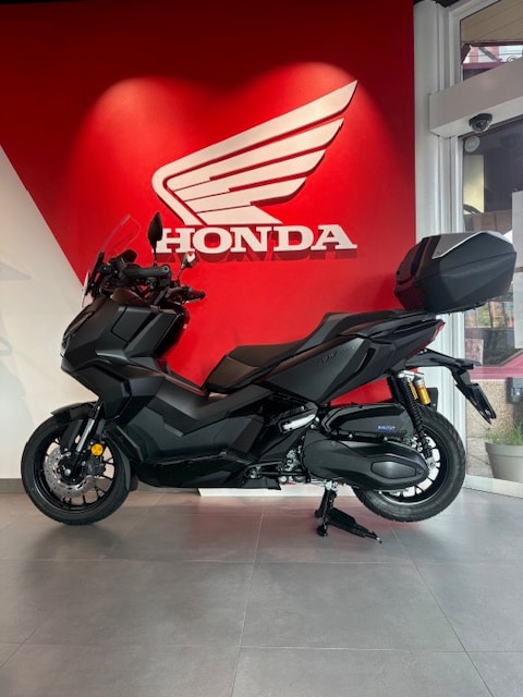 HONDA ADV 350 - 6