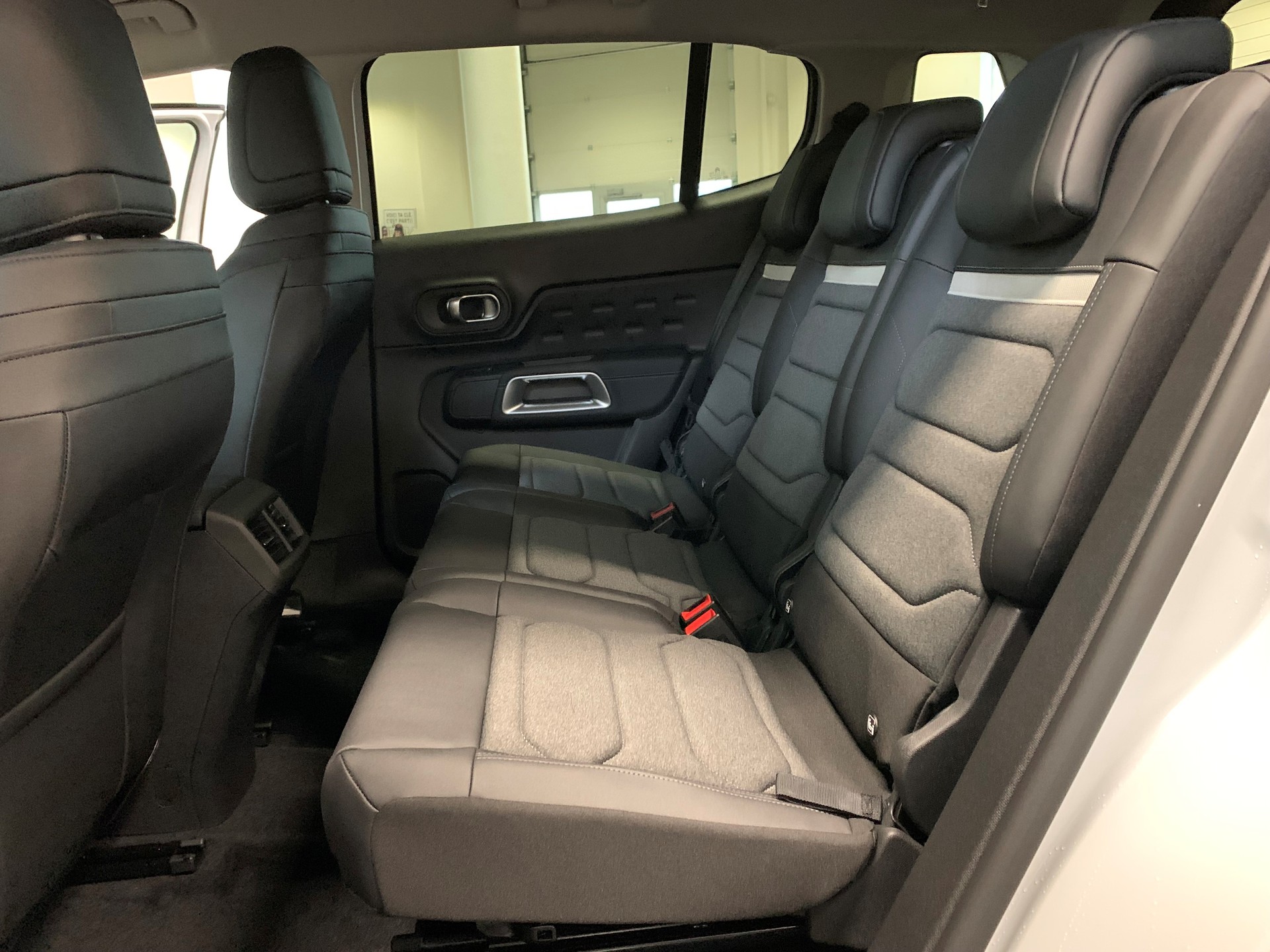 CITROEN C5 Aircross 1.6 PHEV SWISS EDITION - 7