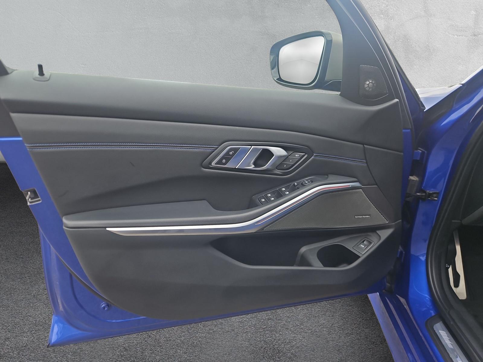 BMW M340i xDrive Touring (CH) - 17