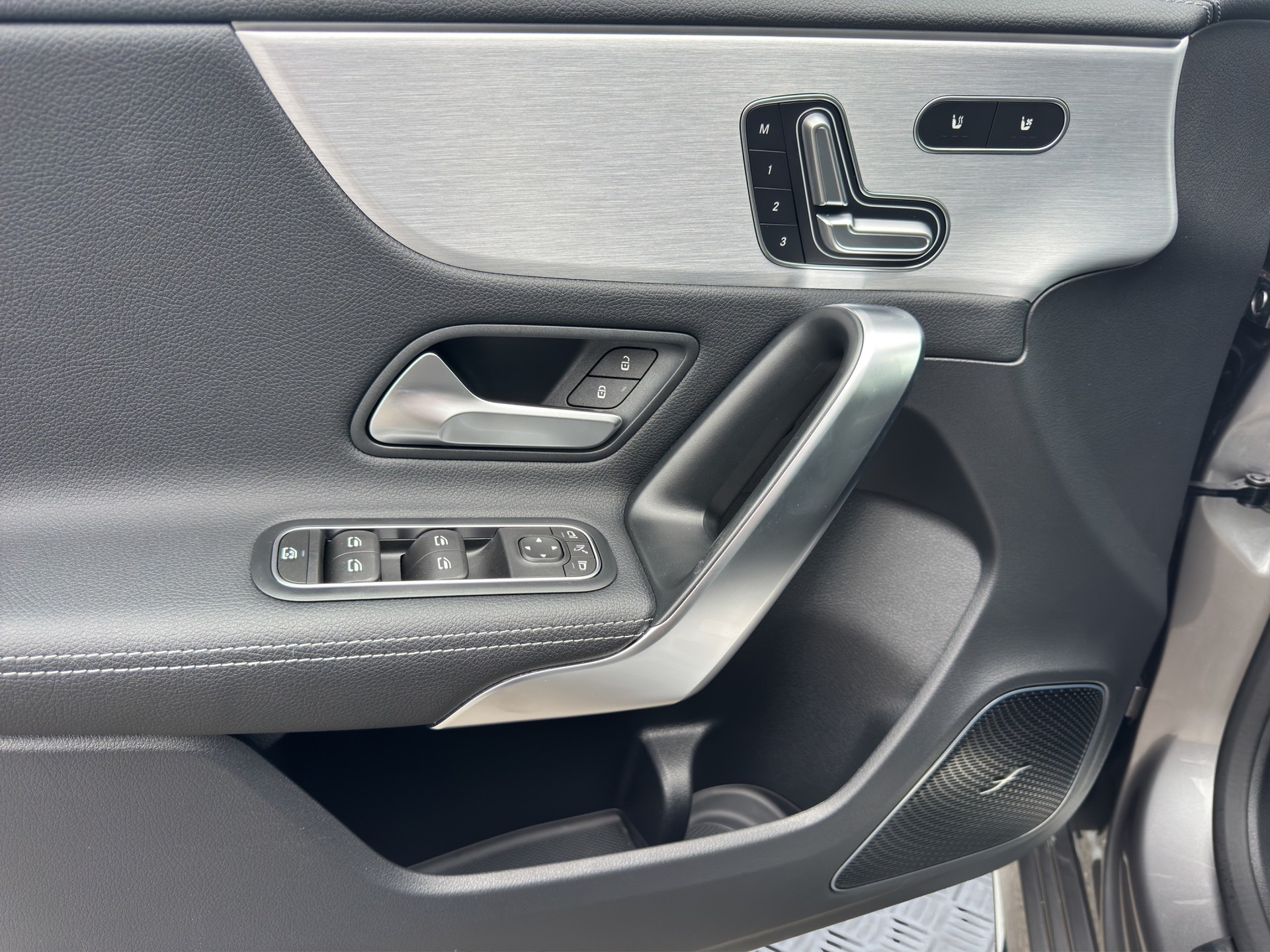 MERCEDES-BENZ A 45 S AMG 4Matic+ Speedshift - 10