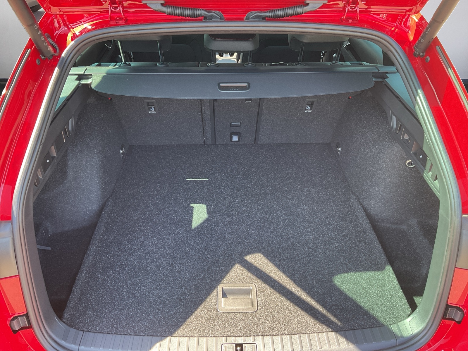 SKODA Octavia Combi 2.0 TSI DSG RS 30 Years Edition - 12